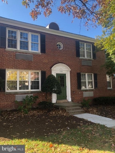 113 E Glebe Road - Photo 1