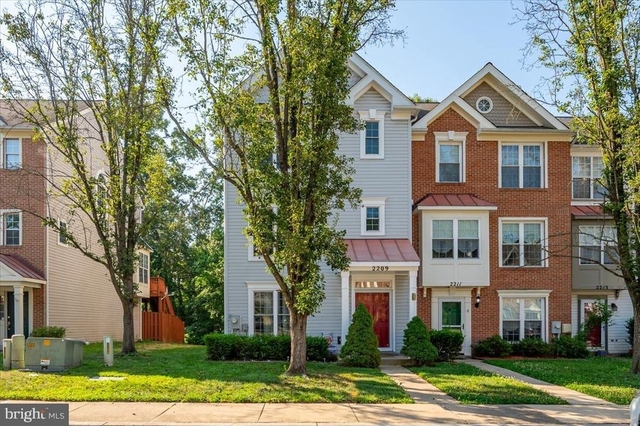 2209 Commissary Circle - Photo 1