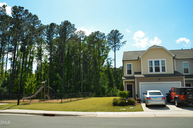 1634 Glacier Drive - Photo 1