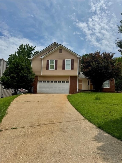 1143 Memory Lane - Photo 1