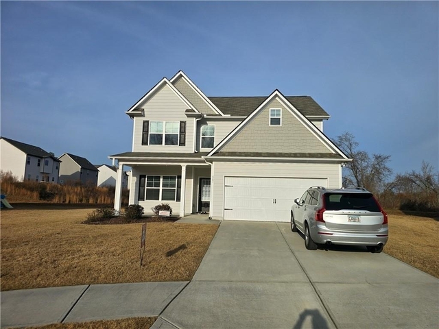 647 Skye Drive - Photo 1