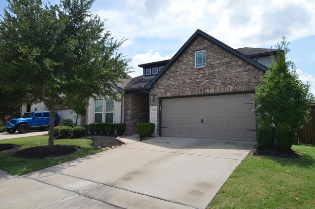 11134 Honeysuckle Haven Drive - Photo 1
