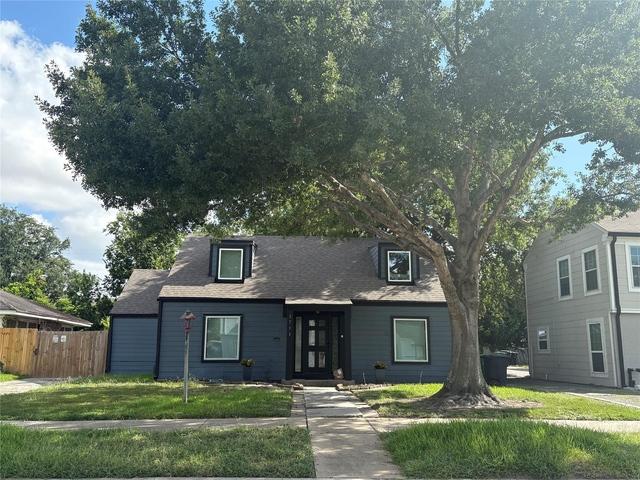 3711 Eagle Street - Photo 1