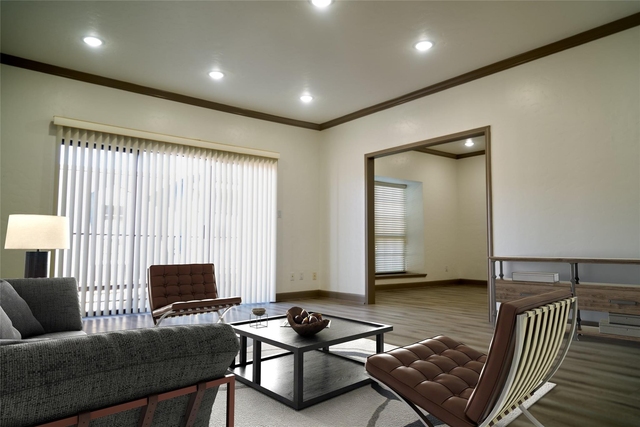 2400 N Braeswood Boulevard - Photo 1