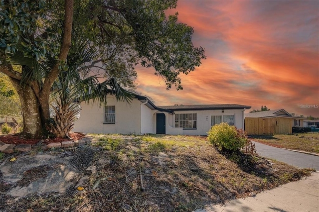 905 Spring Creek Drive - Photo 1