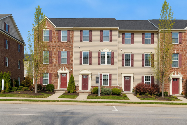 614 Fairgate Drive - Photo 1