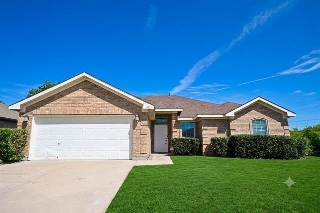 1631 Mt Zion Drive - Photo 1