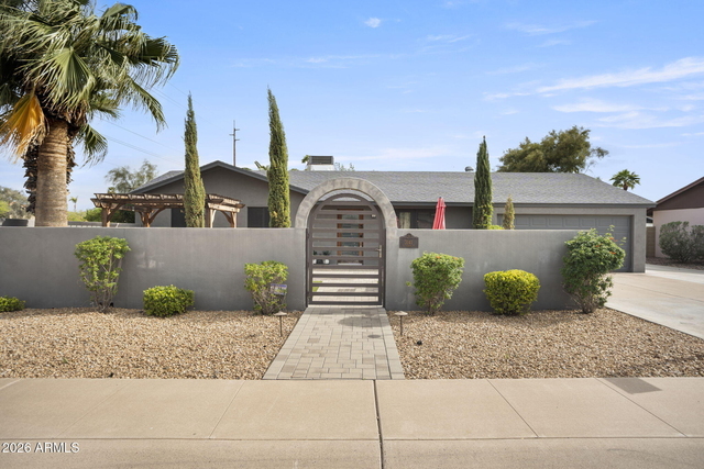 3141 E Sierra Street - Photo 1