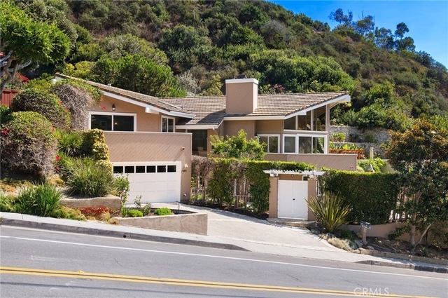 431 Nyes Place - Photo 1