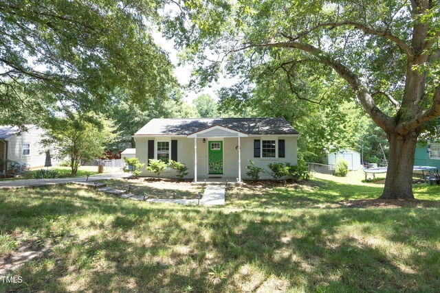 3017 Wedgedale Avenue - Photo 1