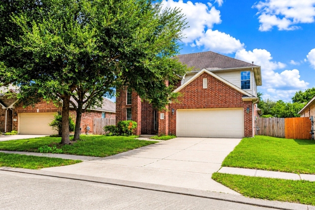 5219 Heatherdawn Court - Photo 1