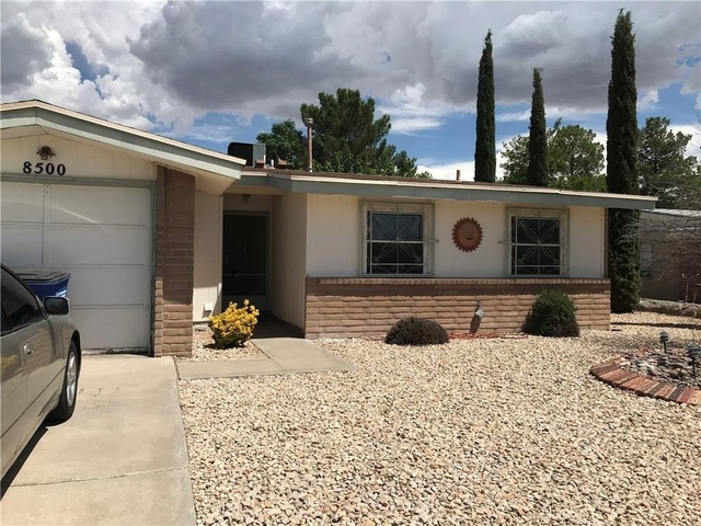 8500 Lakehurst Road - Photo 1