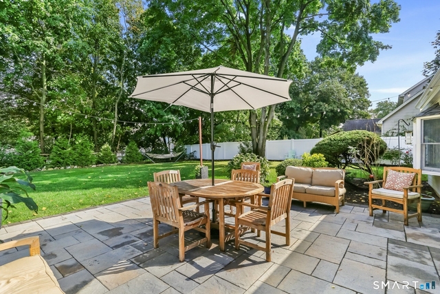 118 Lloyd Drive - Photo 1