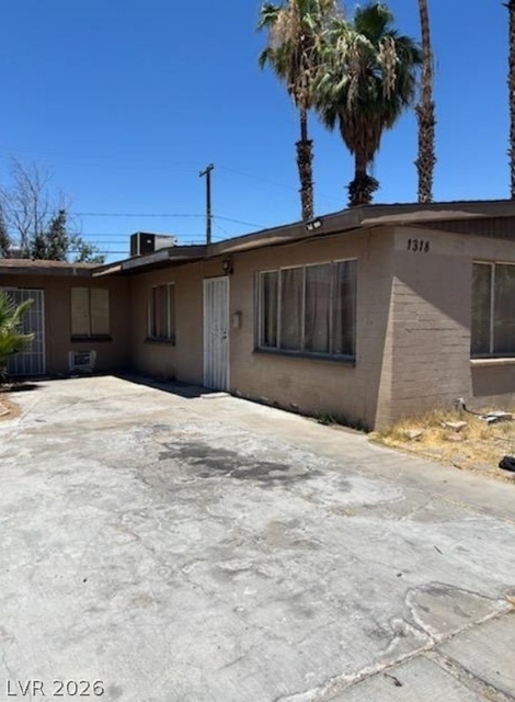 1318 Rexford Place - Photo 1