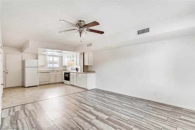 6227 Washington Avenue - Photo 1