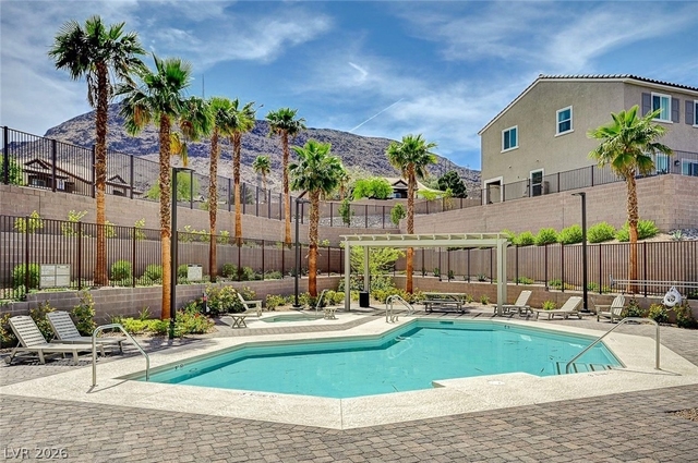 305 Quail Dove Avenue - Photo 1