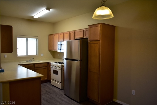 2291 W Horizon Ridge Parkway - Photo 1