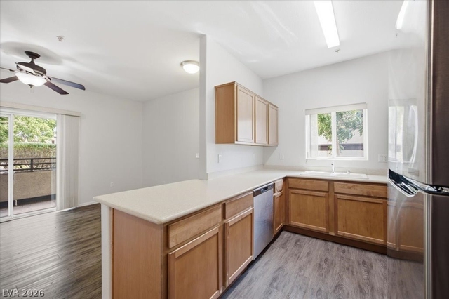 2291 W Horizon Ridge Parkway - Photo 1