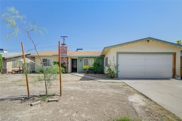 3917 W Oakey Boulevard - Photo 1