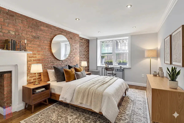 53 Leroy Street - Photo 1