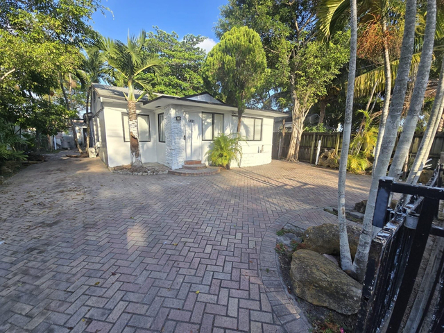 5431 Nw 30th Avenue - Photo 1