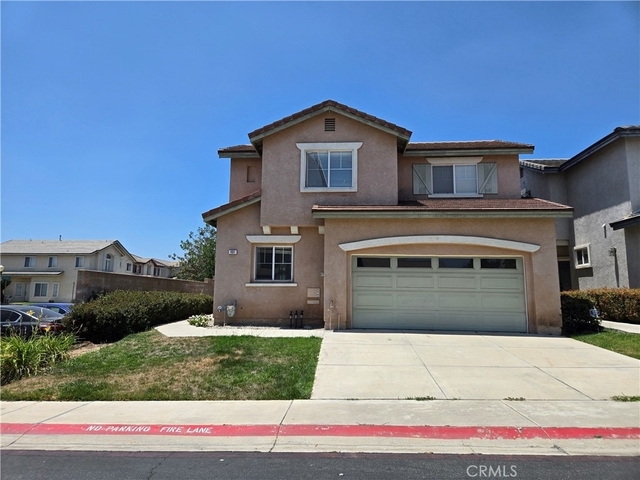 481 N Pinewood - Photo 1