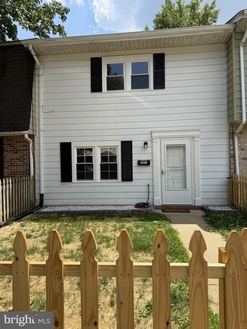 46857 Rogers Drive - Photo 1