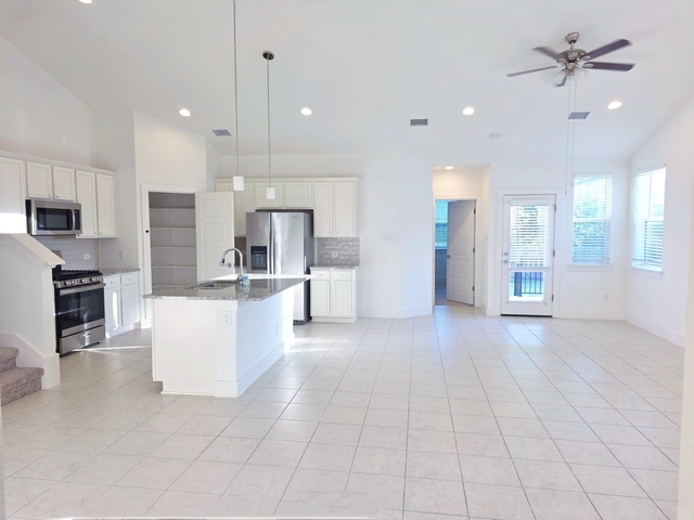 150 Elisha Dr - Photo 1