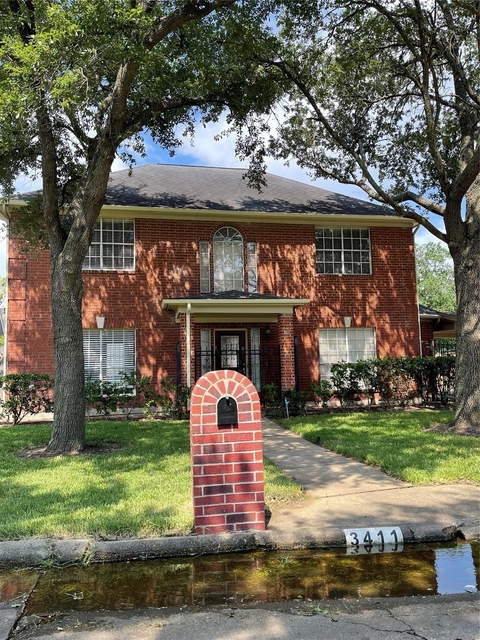 3411 Ashfield Drive - Photo 1