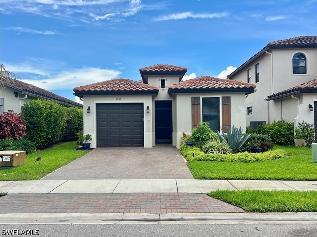 5507 Useppa Drive - Photo 1
