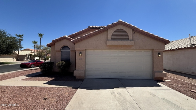12721 W Palm Lane - Photo 1
