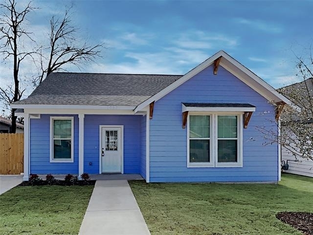 1032 E Leuda Street - Photo 1