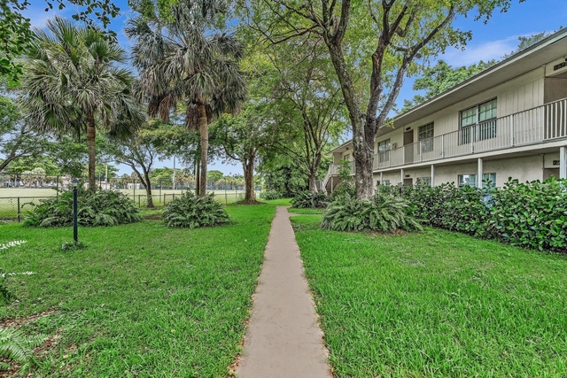 2510 Riverside Drive - Photo 1