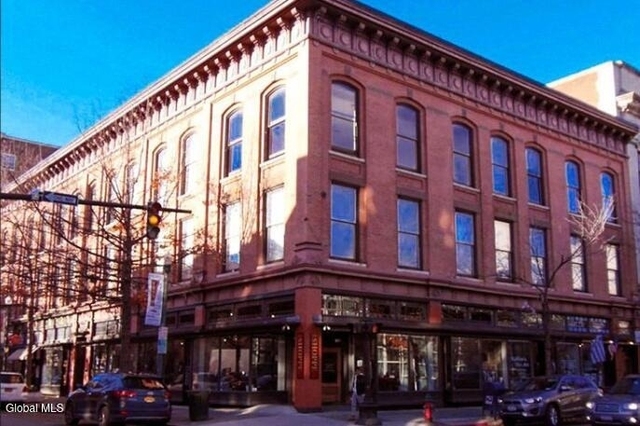 256 Broadway - Photo 1