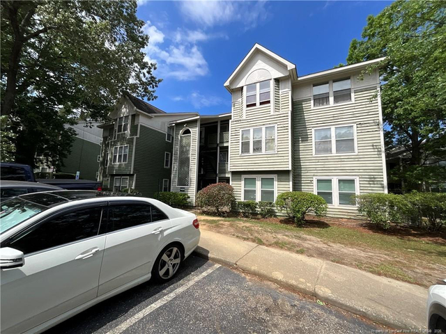 1025 Wood Creek Drive - Photo 1