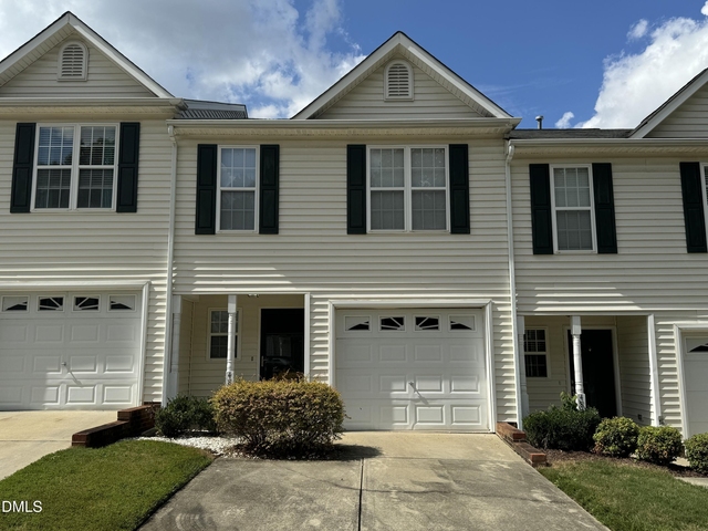 4804 Tanglewood Oaks Street - Photo 1