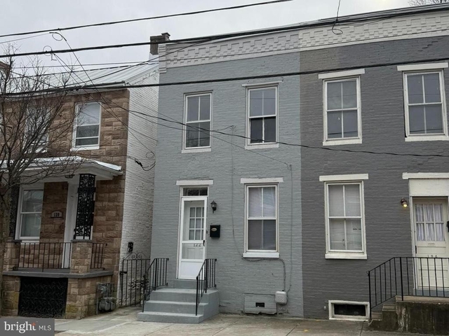 122 W All Saints Street - Photo 1
