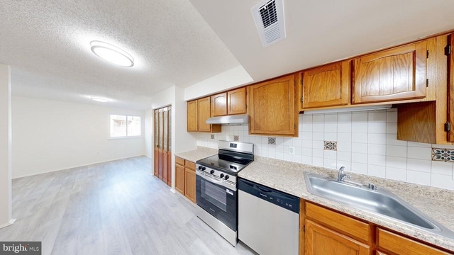 7197 Cimarron Court - Photo 1