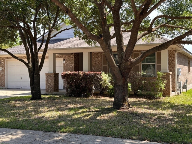 15008 Fernhill Dr - Photo 1
