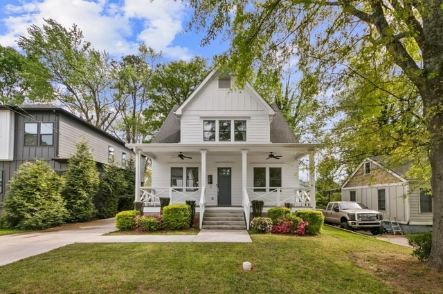 1442 Mercer Ave - Photo 1