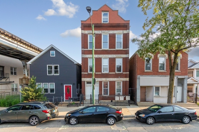 1706 W 17th Street - Photo 1