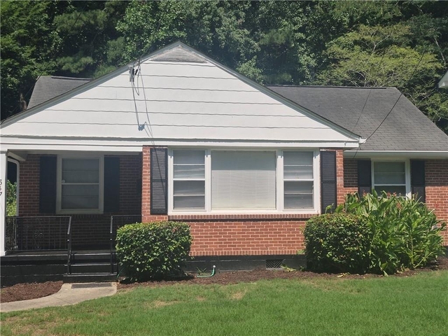 547 Sw Westmeath Drive Sw - Photo 1