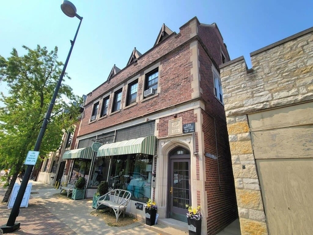 733 Elm Street - Photo 1