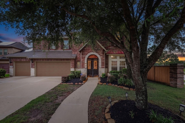 10423 Hatcher Drive - Photo 1