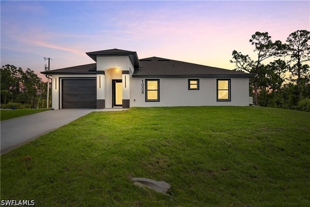 1010 Jaguar Boulevard - Photo 1