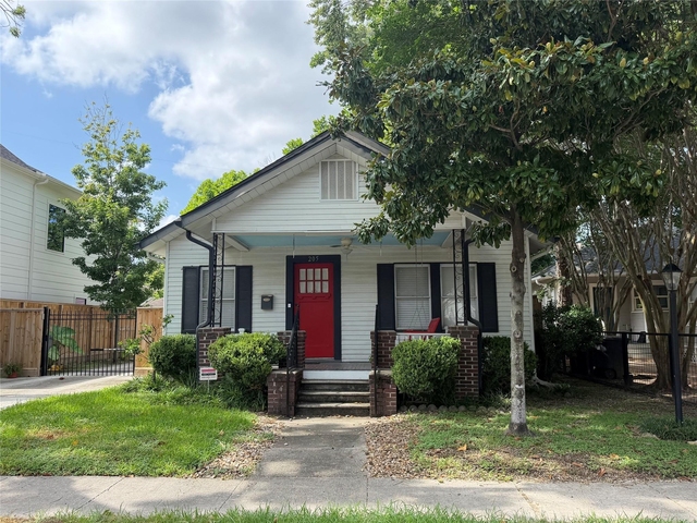 205 E 24th Street - Photo 1