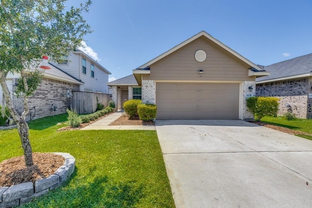 1235 Blue Hazel Court - Photo 1