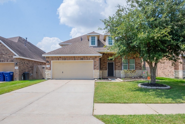 8311 Bay Oaks Drive - Photo 1