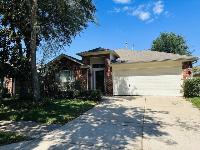 6018 Twin Creek - Photo 1