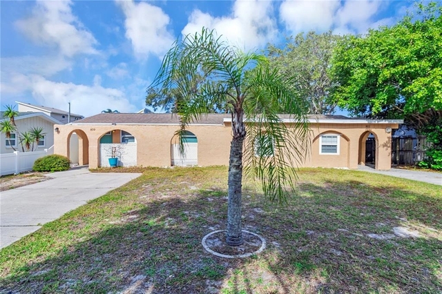 809 Illinois Avenue - Photo 1